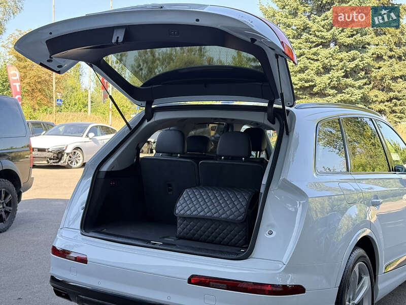 Внедорожник / Кроссовер Audi Q7 2018 в Львове