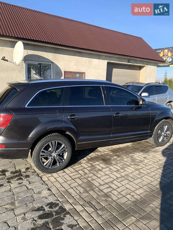 Позашляховик / Кросовер Audi Q7 2013 в Буську