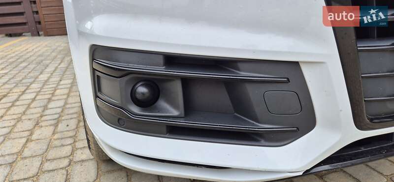 Позашляховик / Кросовер Audi Q7 2017 в Яремчі