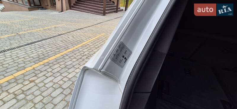 Позашляховик / Кросовер Audi Q7 2017 в Яремчі