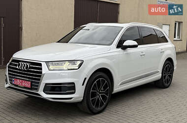 Внедорожник / Кроссовер Audi Q7 2017 в Кривом Роге