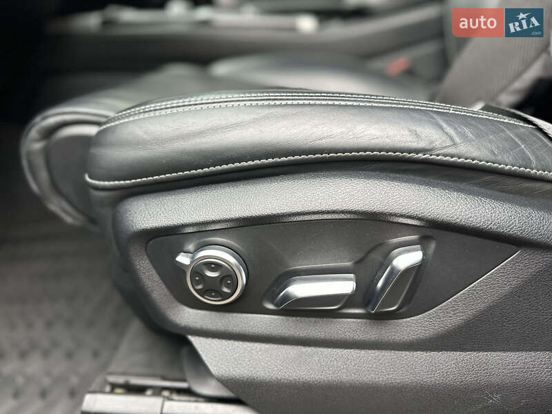 Внедорожник / Кроссовер Audi Q7 2019 в Житомире