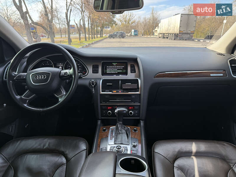Внедорожник / Кроссовер Audi Q7 2012 в Запорожье