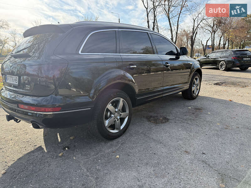 Внедорожник / Кроссовер Audi Q7 2012 в Запорожье