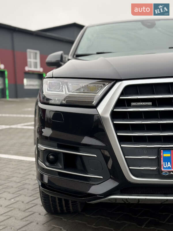 Позашляховик / Кросовер Audi Q7 2017 в Дубні фото 10 Позашляховик / Кросовер Audi Q7 2017 в Дубні