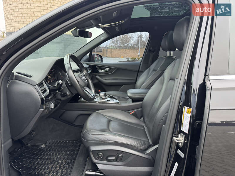 Позашляховик / Кросовер Audi Q7 2017 в Дубні фото 14 Позашляховик / Кросовер Audi Q7 2017 в Дубні