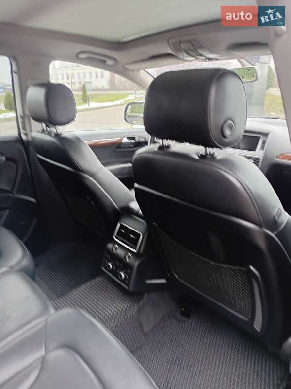 Позашляховик / Кросовер Audi Q7 2012 в Стрию