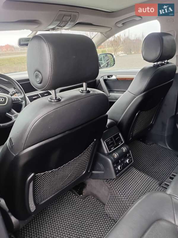 Позашляховик / Кросовер Audi Q7 2012 в Стрию