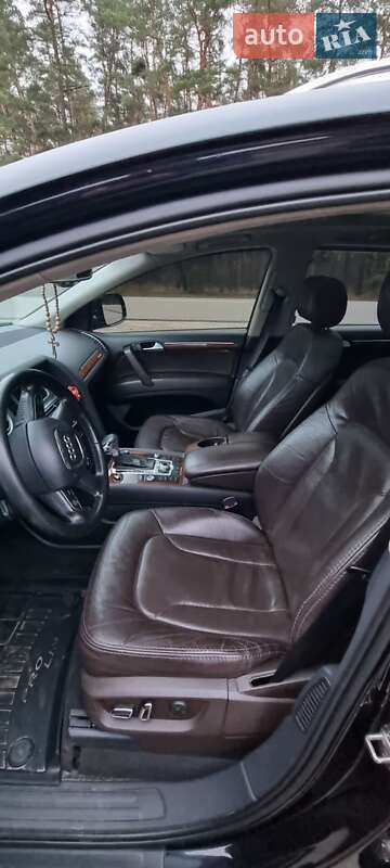 Позашляховик / Кросовер Audi Q7 2010 в Охтирці