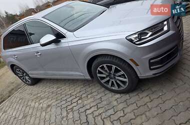 Внедорожник / Кроссовер Audi Q7 2015 в Киеве