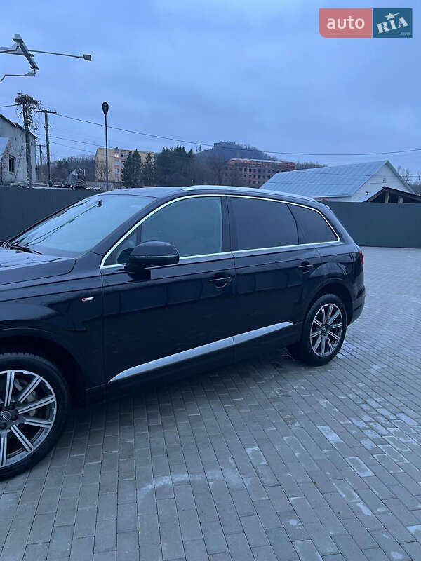 Позашляховик / Кросовер Audi Q7 2016 в Хусті фото 5 Позашляховик / Кросовер Audi Q7 2016 в Хусті