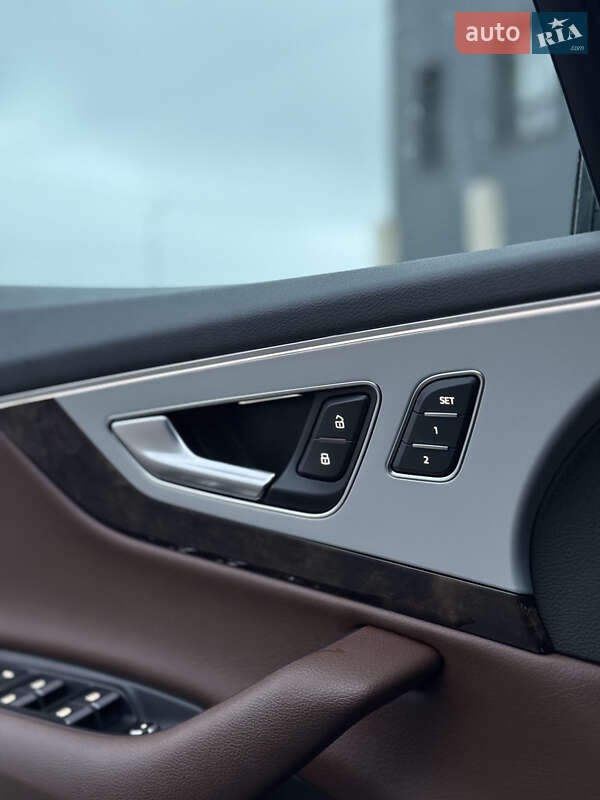 Внедорожник / Кроссовер Audi Q7 2017 в Киеве фото 19 Внедорожник / Кроссовер Audi Q7 2017 в Киеве