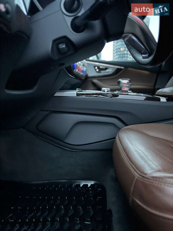 Внедорожник / Кроссовер Audi Q7 2017 в Киеве фото 25 Внедорожник / Кроссовер Audi Q7 2017 в Киеве