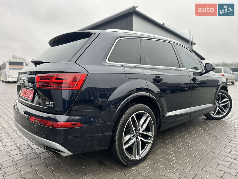 Внедорожник / Кроссовер Audi Q7 2017 в Владимире