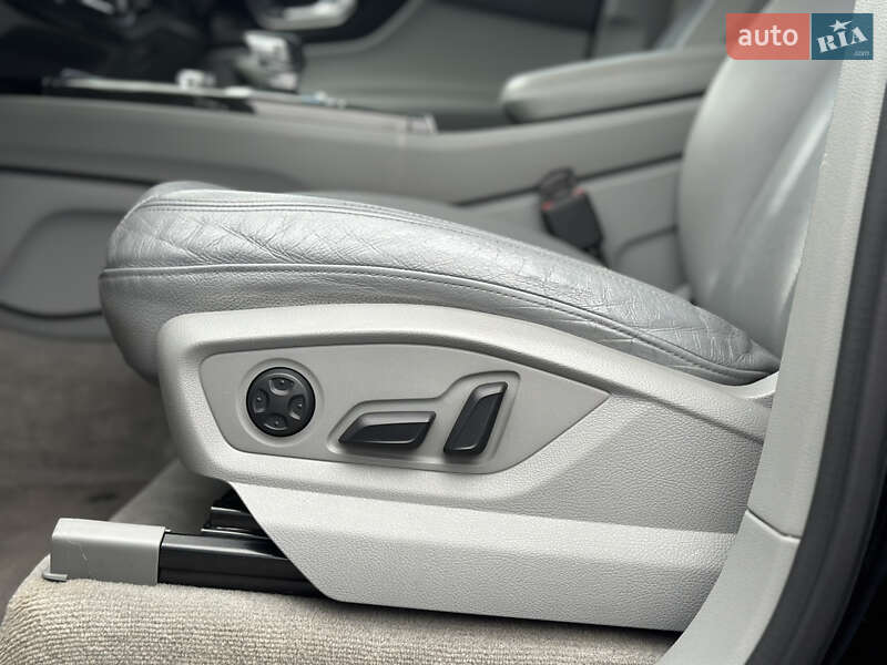 Внедорожник / Кроссовер Audi Q7 2017 в Владимире