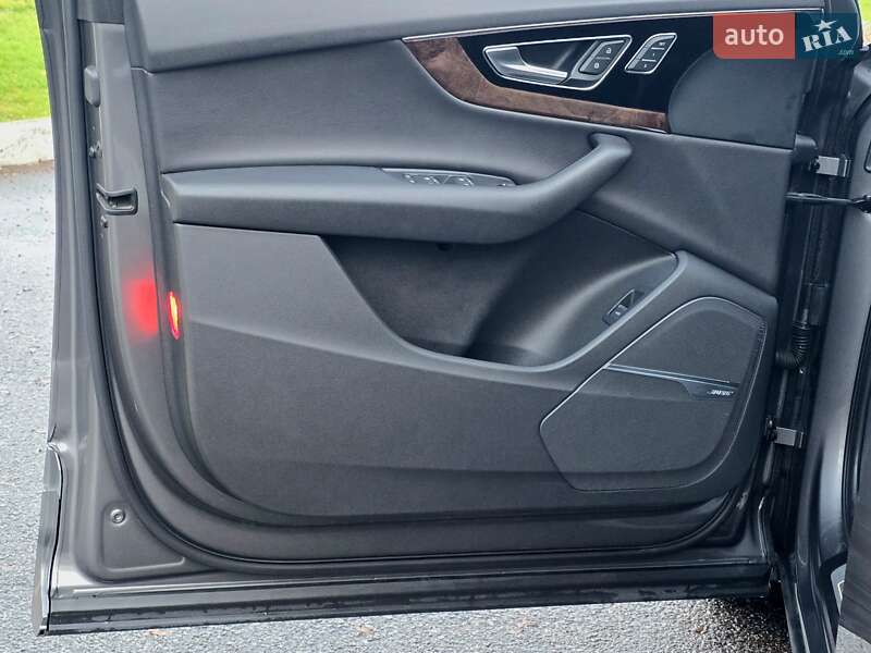 Внедорожник / Кроссовер Audi Q7 2016 в Харькове фото 18 Внедорожник / Кроссовер Audi Q7 2016 в Харькове