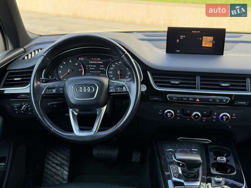 Внедорожник / Кроссовер Audi Q7 2016 в Днепре