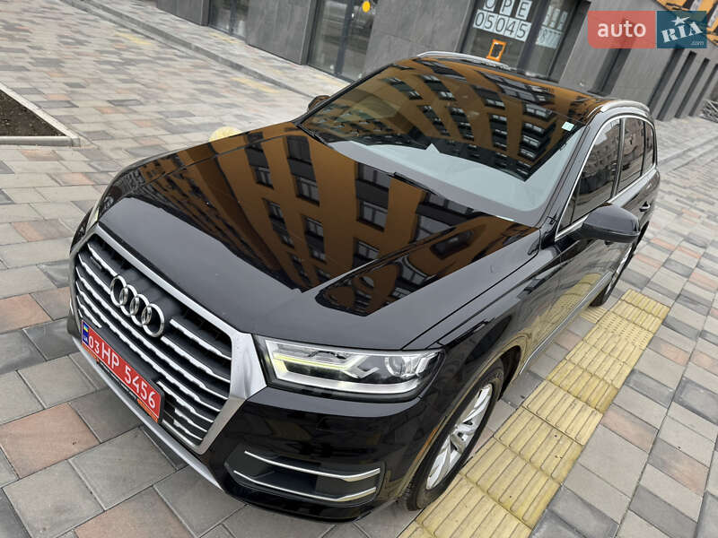 Позашляховик / Кросовер Audi Q7 2017 в Запоріжжі