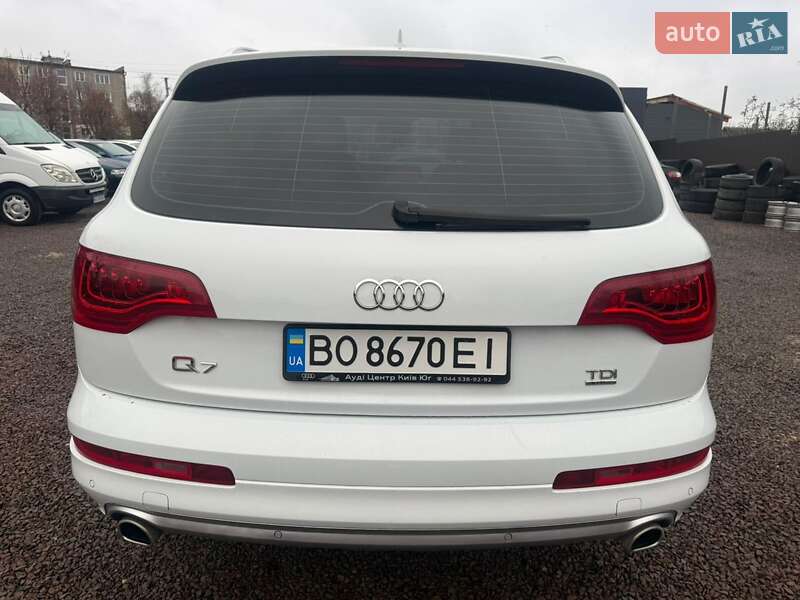 Внедорожник / Кроссовер Audi Q7 2013 в Кременце