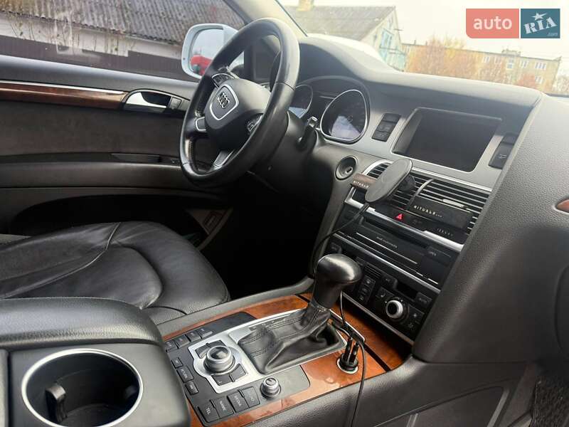 Внедорожник / Кроссовер Audi Q7 2013 в Кременце