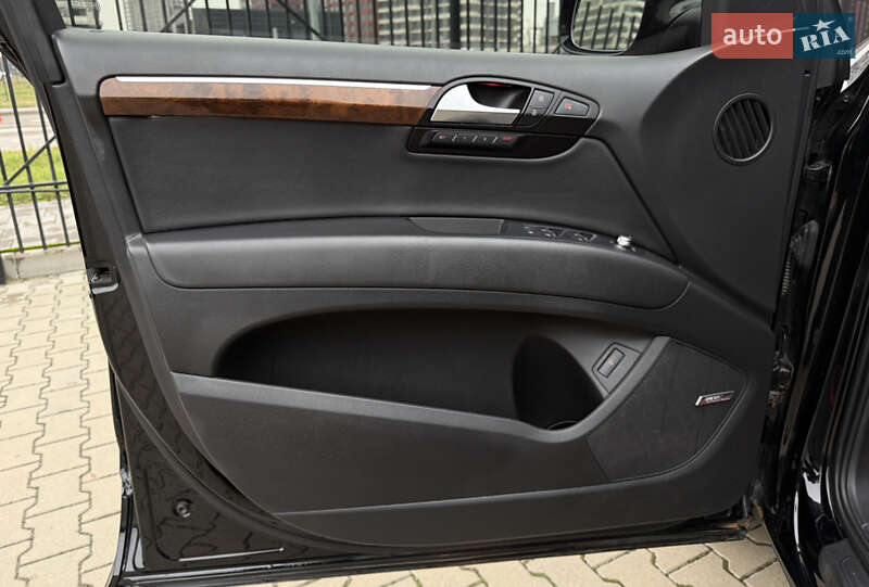 Внедорожник / Кроссовер Audi Q7 2015 в Киеве фото 32 Внедорожник / Кроссовер Audi Q7 2015 в Киеве