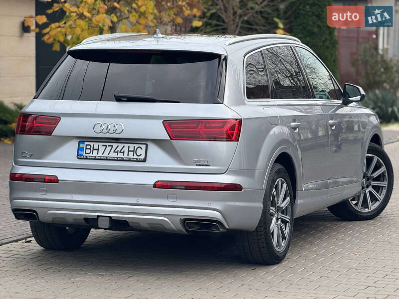 Внедорожник / Кроссовер Audi Q7 2017 в Одессе