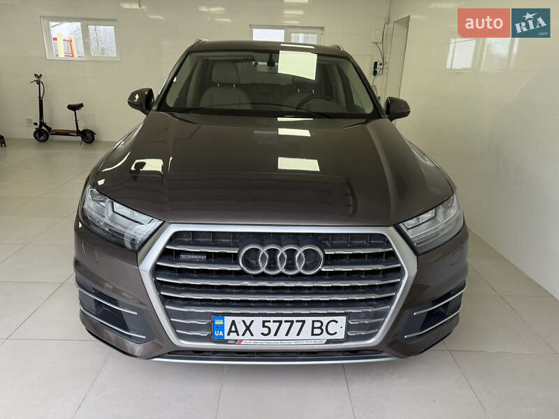 Внедорожник / Кроссовер Audi Q7 2015 в Харькове фото 12 Внедорожник / Кроссовер Audi Q7 2015 в Харькове