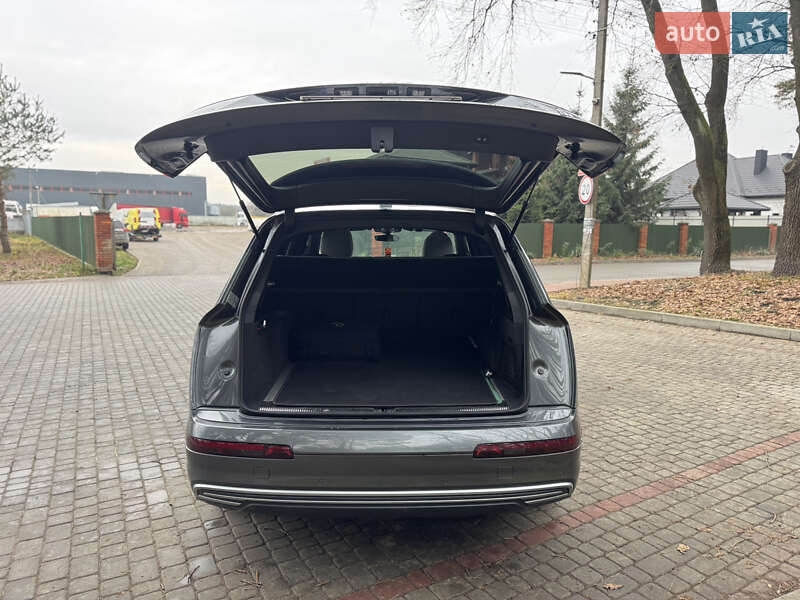 Внедорожник / Кроссовер Audi Q7 2016 в Львове фото 6 Внедорожник / Кроссовер Audi Q7 2016 в Львове