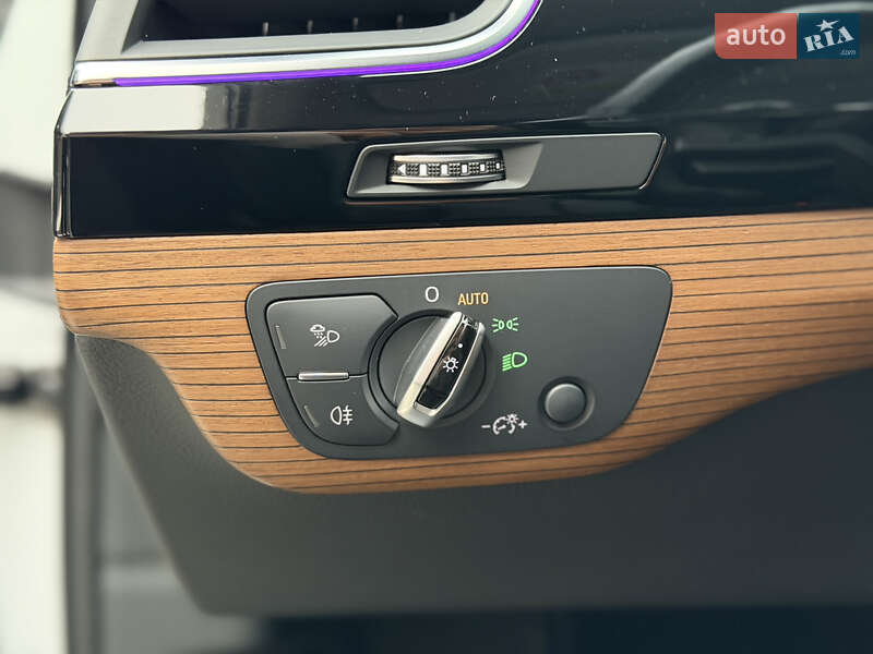 Позашляховик / Кросовер Audi Q7 2016 в Києві