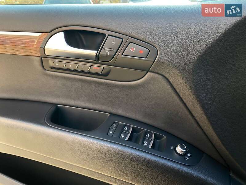 Внедорожник / Кроссовер Audi Q7 2013 в Львове фото 12 Внедорожник / Кроссовер Audi Q7 2013 в Львове