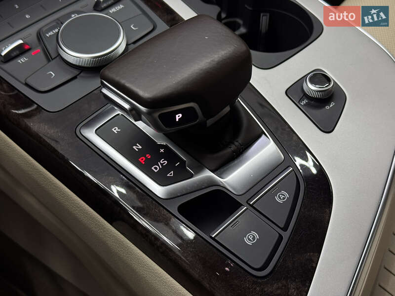 Внедорожник / Кроссовер Audi Q7 2015 в Киеве фото 26 Внедорожник / Кроссовер Audi Q7 2015 в Киеве