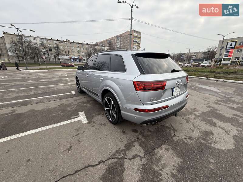 Внедорожник / Кроссовер Audi Q7 2019 в Харькове