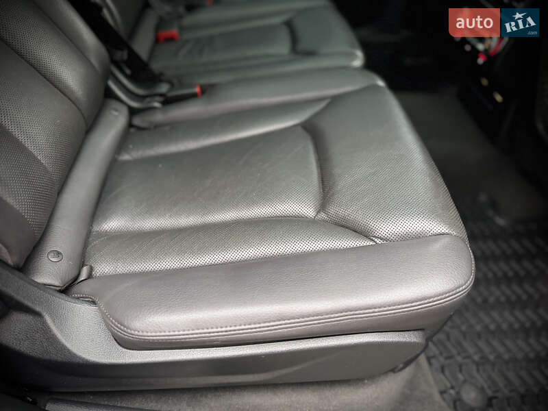 Позашляховик / Кросовер Audi Q7 2016 в Києві