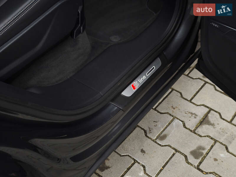 Внедорожник / Кроссовер Audi Q7 2015 в Дубно