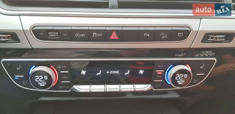 Внедорожник / Кроссовер Audi Q7 2017 в Чернобае