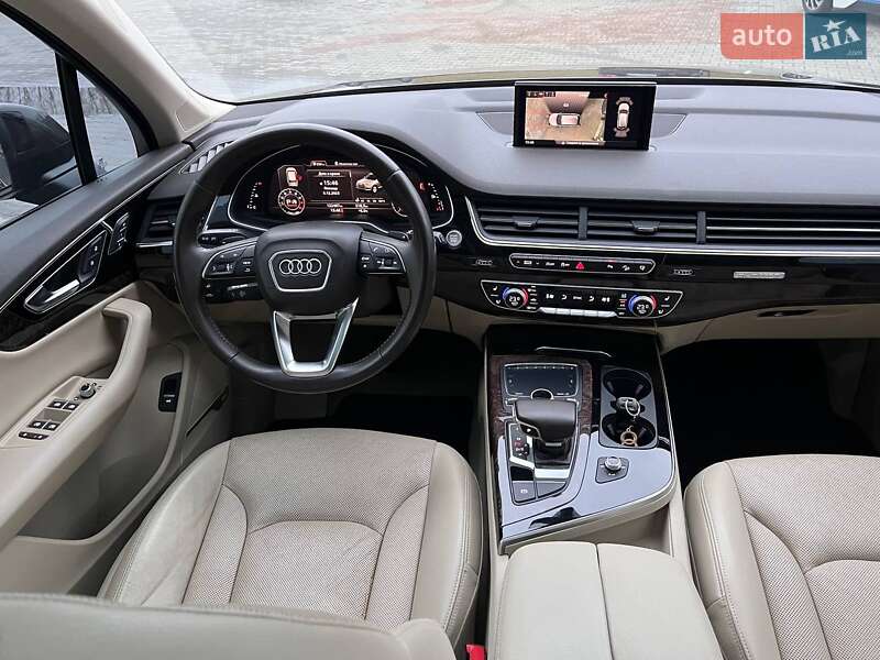 Внедорожник / Кроссовер Audi Q7 2016 в Житомире