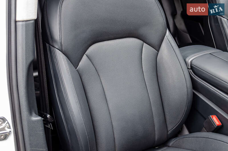 Внедорожник / Кроссовер Audi Q7 2015 в Киеве