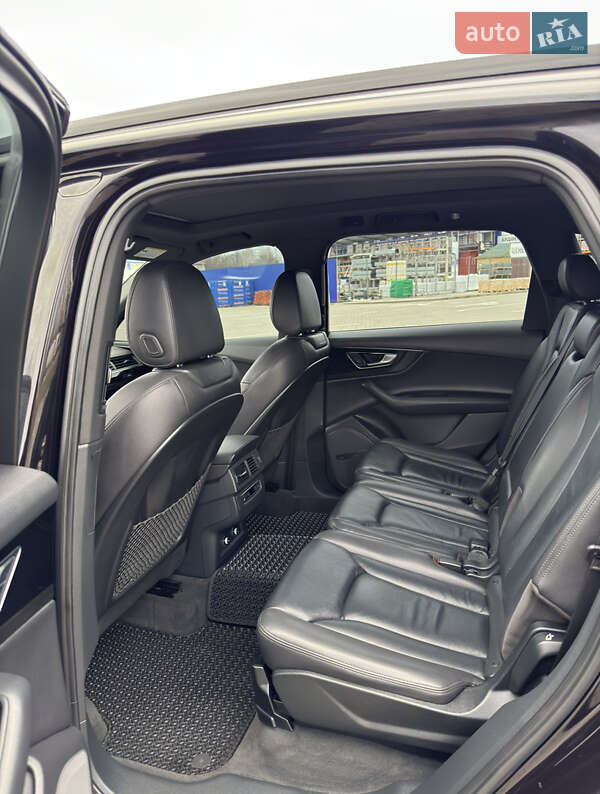 Внедорожник / Кроссовер Audi Q7 2018 в Коломые