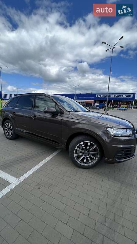 Внедорожник / Кроссовер Audi Q7 2017 в Киеве фото 3 Внедорожник / Кроссовер Audi Q7 2017 в Киеве