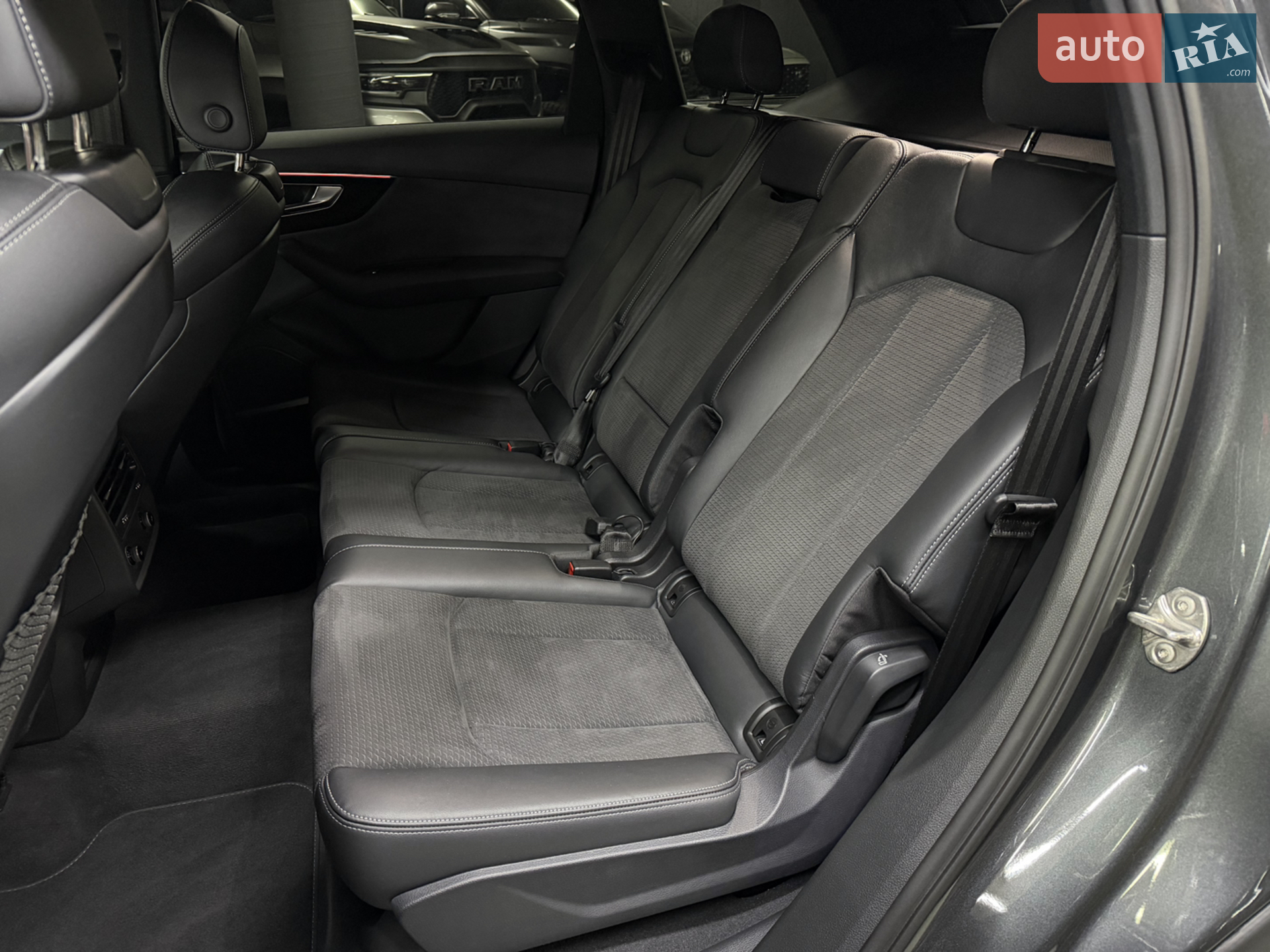 2023 Audi Q7 - мініатюра 23
