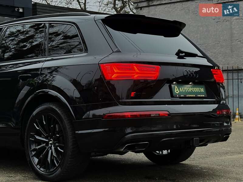 Позашляховик / Кросовер Audi Q7 2018 в Києві фото 25 Позашляховик / Кросовер Audi Q7 2018 в Києві