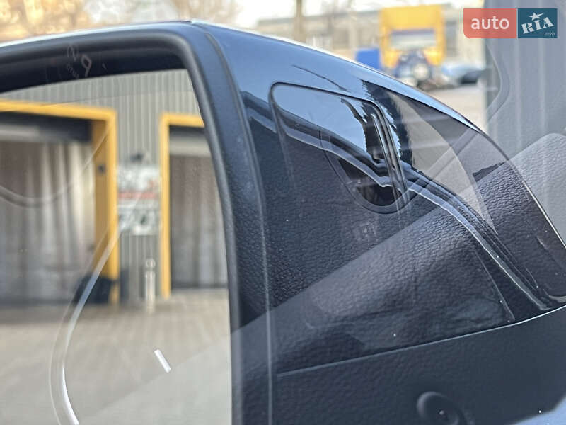 Внедорожник / Кроссовер Audi Q7 2017 в Киеве фото 14 Внедорожник / Кроссовер Audi Q7 2017 в Киеве