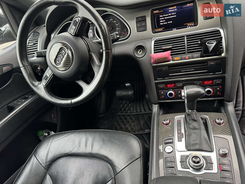 Внедорожник / Кроссовер Audi Q7 2015 в Броварах