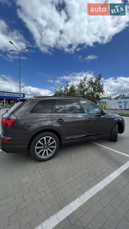 Внедорожник / Кроссовер Audi Q7 2017 в Киеве фото 12 Внедорожник / Кроссовер Audi Q7 2017 в Киеве