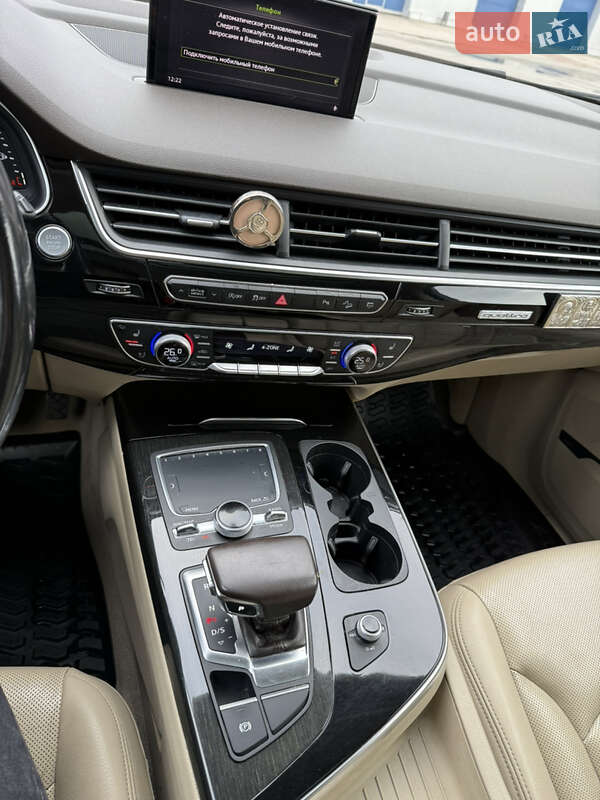 Внедорожник / Кроссовер Audi Q7 2017 в Житомире