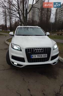 Внедорожник / Кроссовер Audi Q7 2015 в Харькове