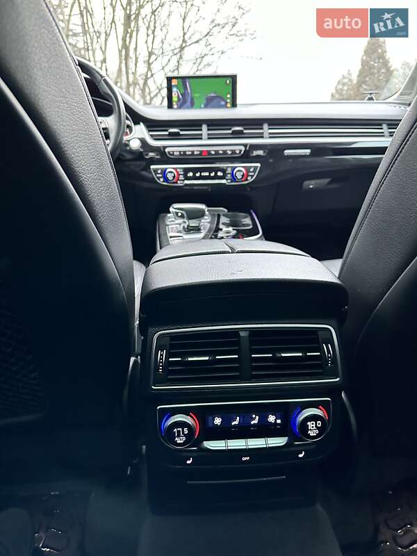 Внедорожник / Кроссовер Audi Q7 2017 в Львове фото 31 Внедорожник / Кроссовер Audi Q7 2017 в Львове