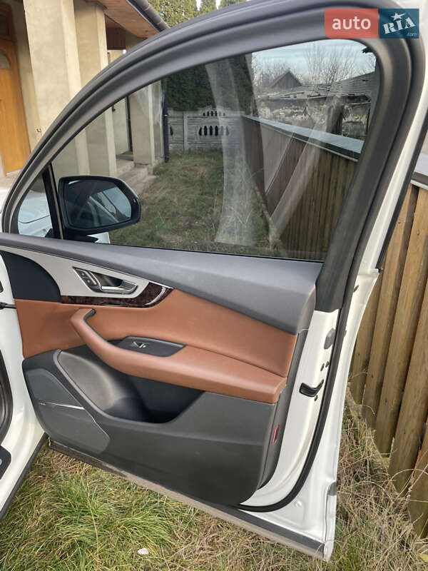 Позашляховик / Кросовер Audi Q7 2019 в Рава-Руській