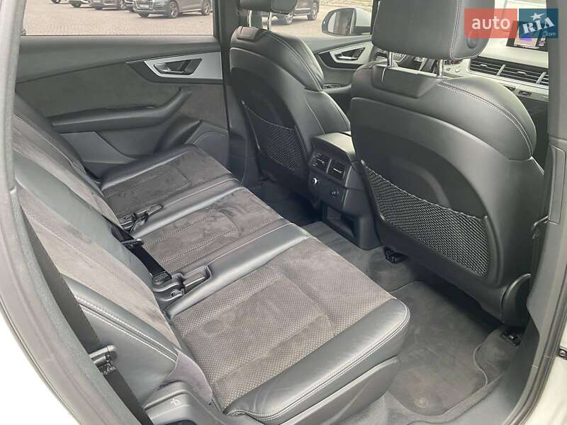 Внедорожник / Кроссовер Audi Q7 2017 в Днепре фото 20 Внедорожник / Кроссовер Audi Q7 2017 в Днепре