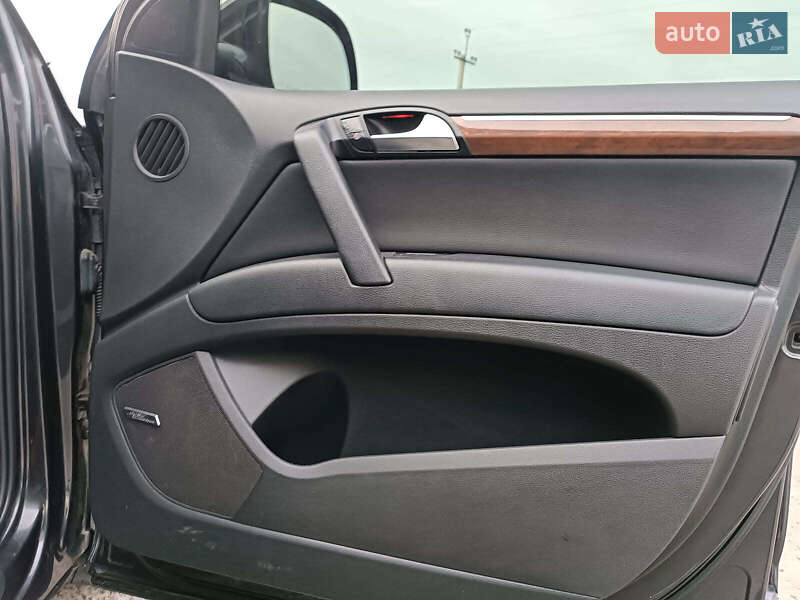 Внедорожник / Кроссовер Audi Q7 2007 в Львове фото 45 Внедорожник / Кроссовер Audi Q7 2007 в Львове